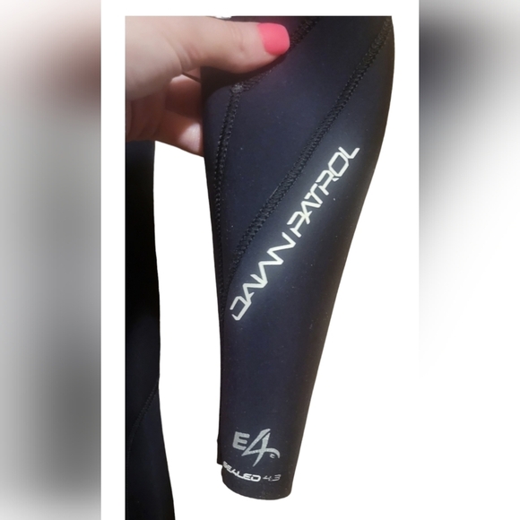 Nwot  Ripcurl mens XL wetsuit - Picture 4 of 10